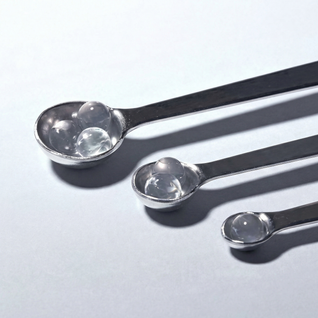 Zalm DNA Orb Serum. Het Serum Dat Van Vorm Verandert Op Het Moment Dat Je Het Aanraakt